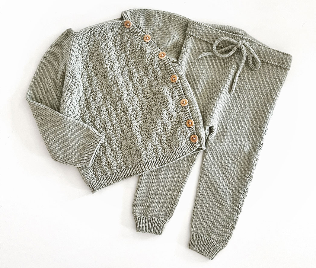 product-Strikkekit Model 2752 Nohr Sæt Str. (0mdr.-3år) Hjertegarn Strikkekit Model 2752 Nohr Sæt Str. 2 År