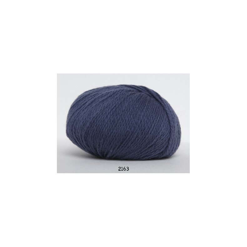 Hjerte Fine Highland Wool - ullgarn - Hjertegarn - fv 2163 Mrk Lavendel