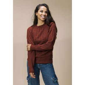 Stickkit med Brushed Armonia Garn frn Hjertegarn - 2647