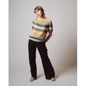 Stickmnster/Stickkit 2673 Ellinor Med garn New Arezzo Hjertegarn