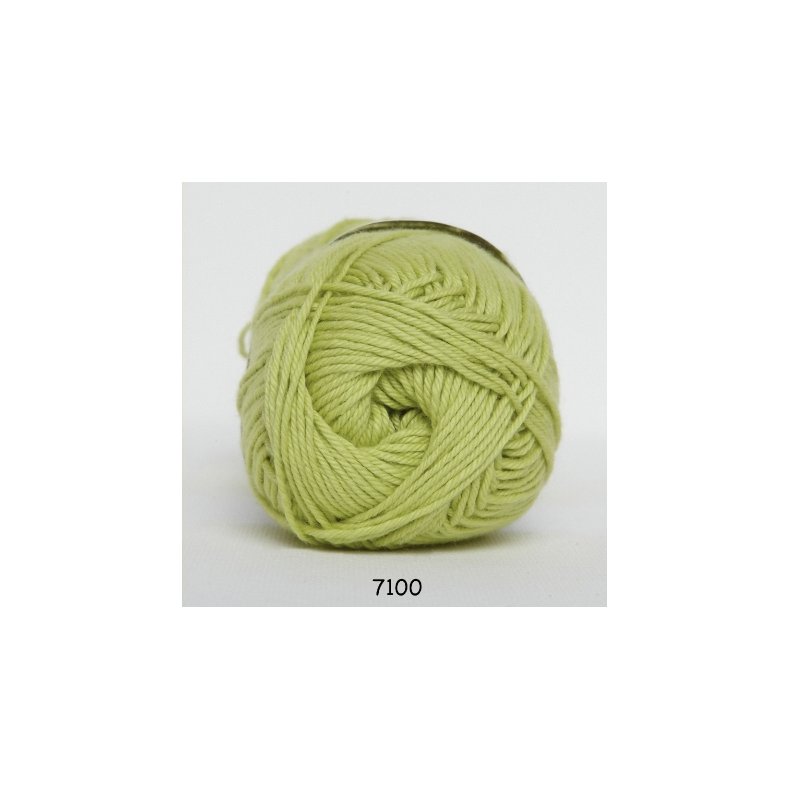 Cotton nr. 8 - Bomullsgarn - Virkgarn - fv 7100 Lime Gr&ouml;n