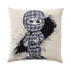 Rutiga Ninjan Figur Kuddfodral Broderikit  Permin 83-5520