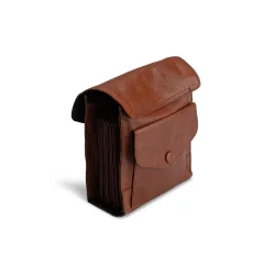 Betina nleetui Muud- Rich Brown