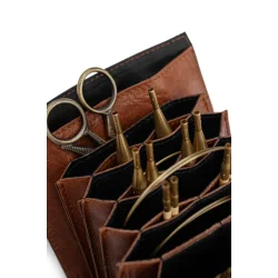 Betina nleetui Muud- Rich Brown