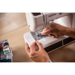 Brother Symaskine HF37