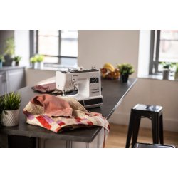 Brother Symaskine HF37